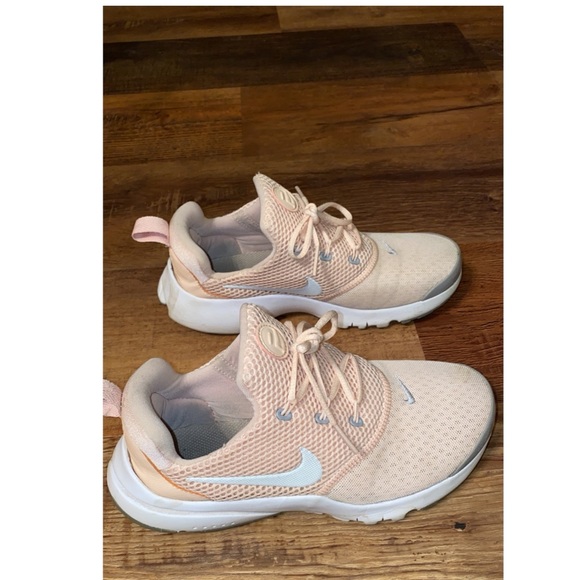 Nike Other - Nike little girls shoes